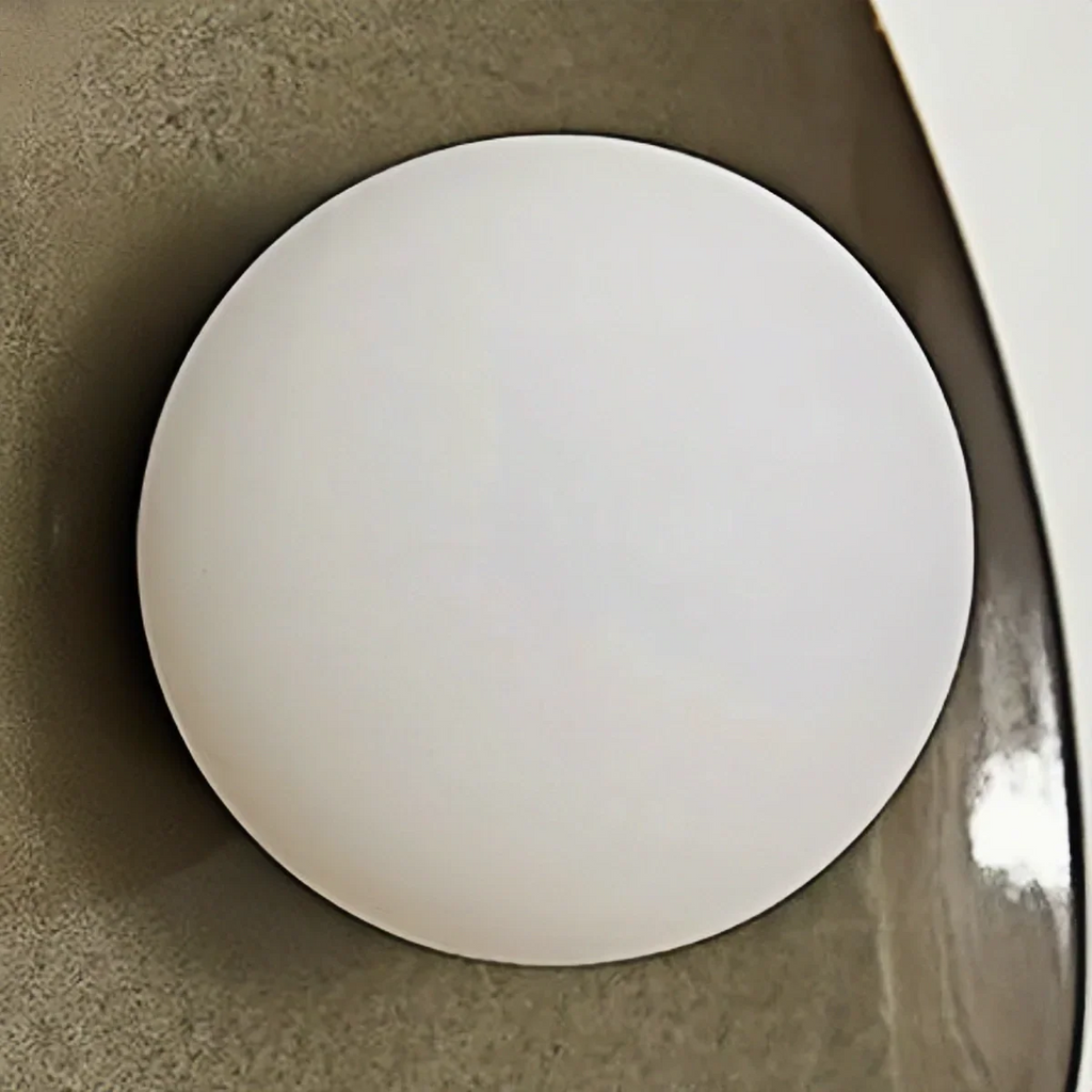 Modern Organic Wall Light — Handcrafted Ceramic & Translucent Glass for Living Room - Flindria