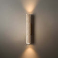 Minimalistische Travertijn Wandlamp – Gele Natuursteen & Walnoot Achterplaat - Flindria