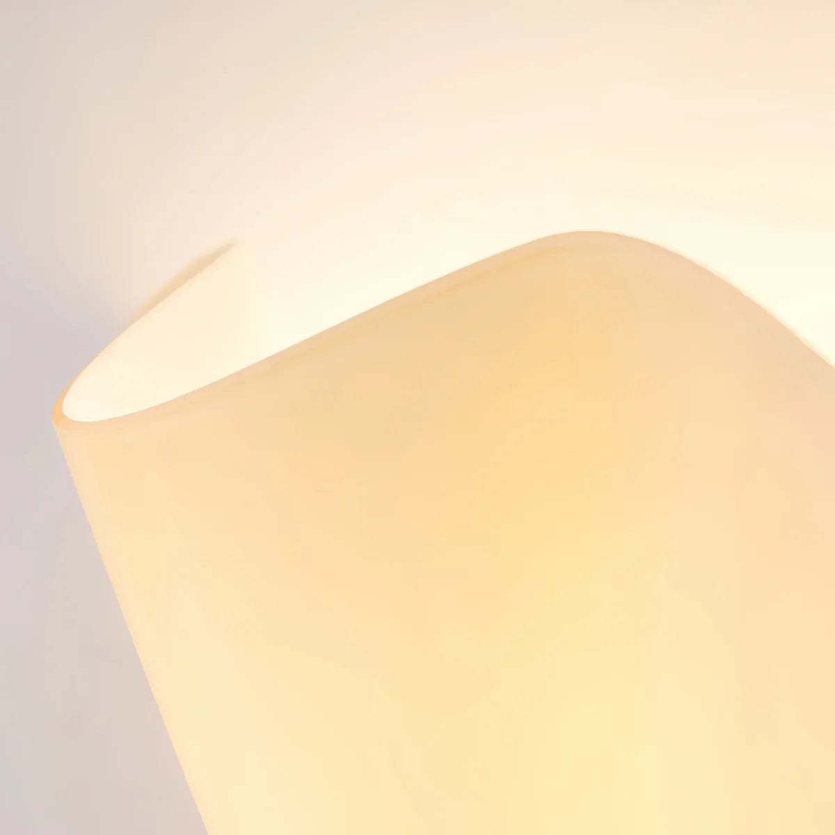 Organic Sculptural Wall Light — Petal-Form Earthy Tone for Bedroom - Flindria