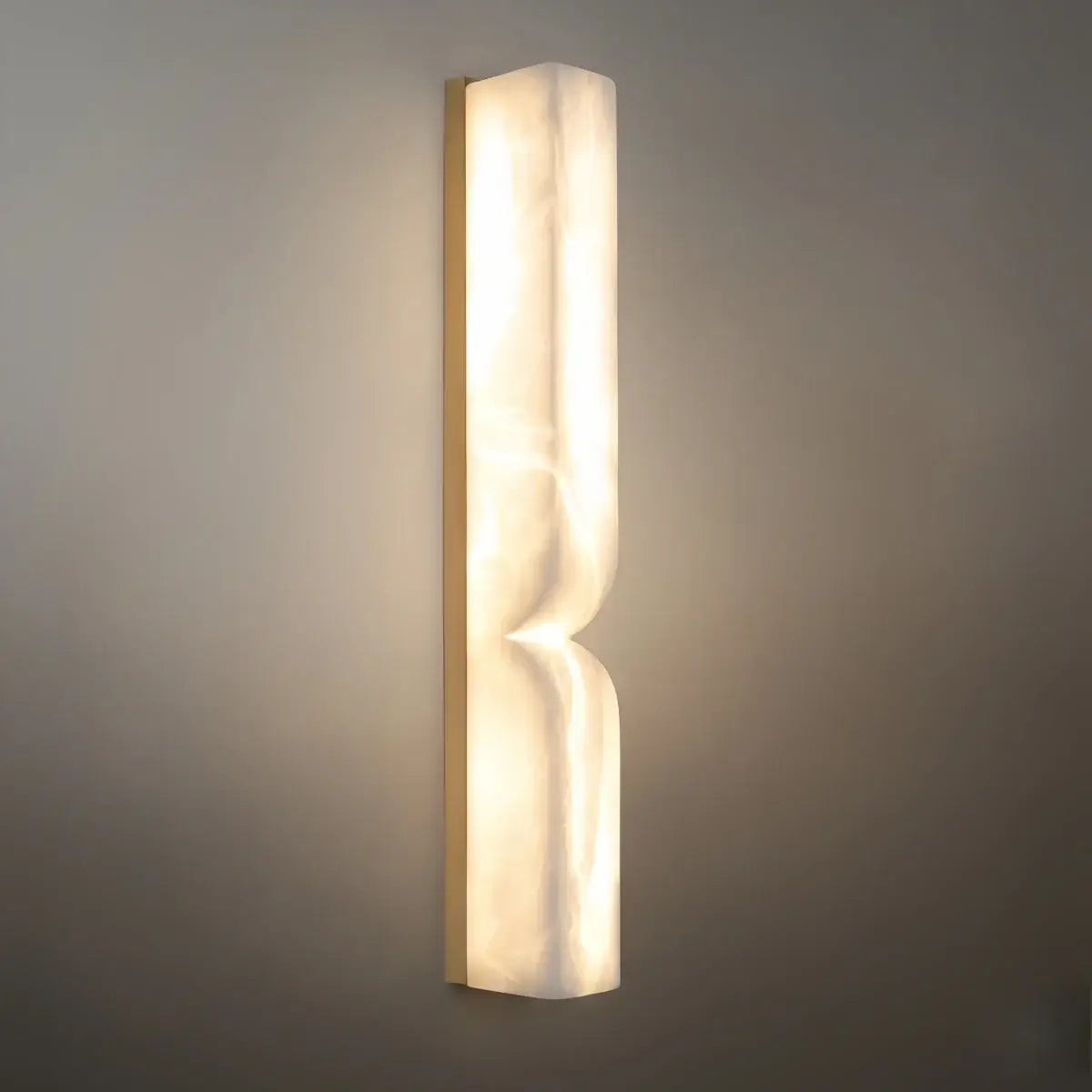 Modern Alabaster Wall Sconce – LED Stone Wall Light in Gold or Black for Living Room - Flindria
