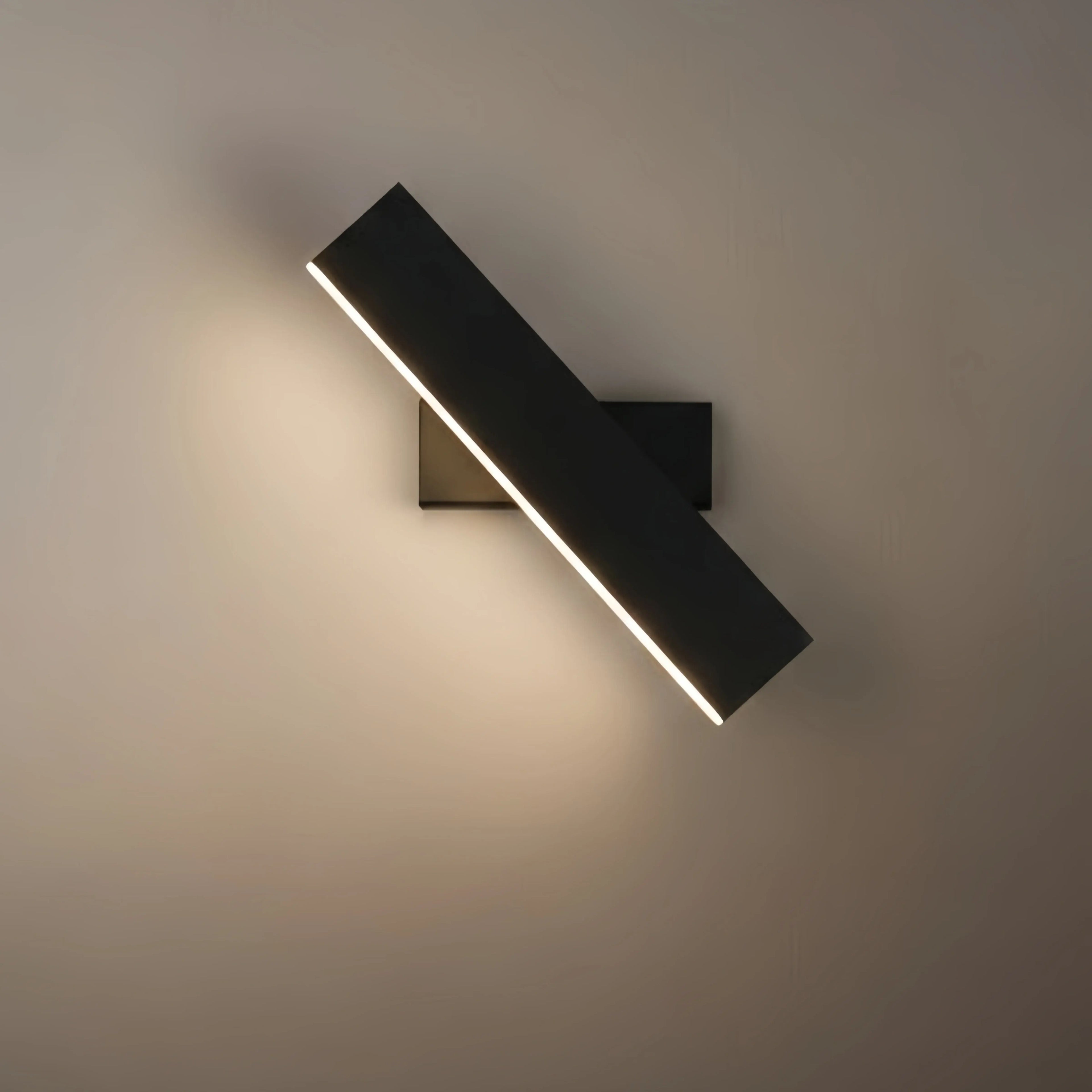 Modern Rectangular Wall Lamp -- Metal Black/Gold/Brown for Bedroom - Flindria