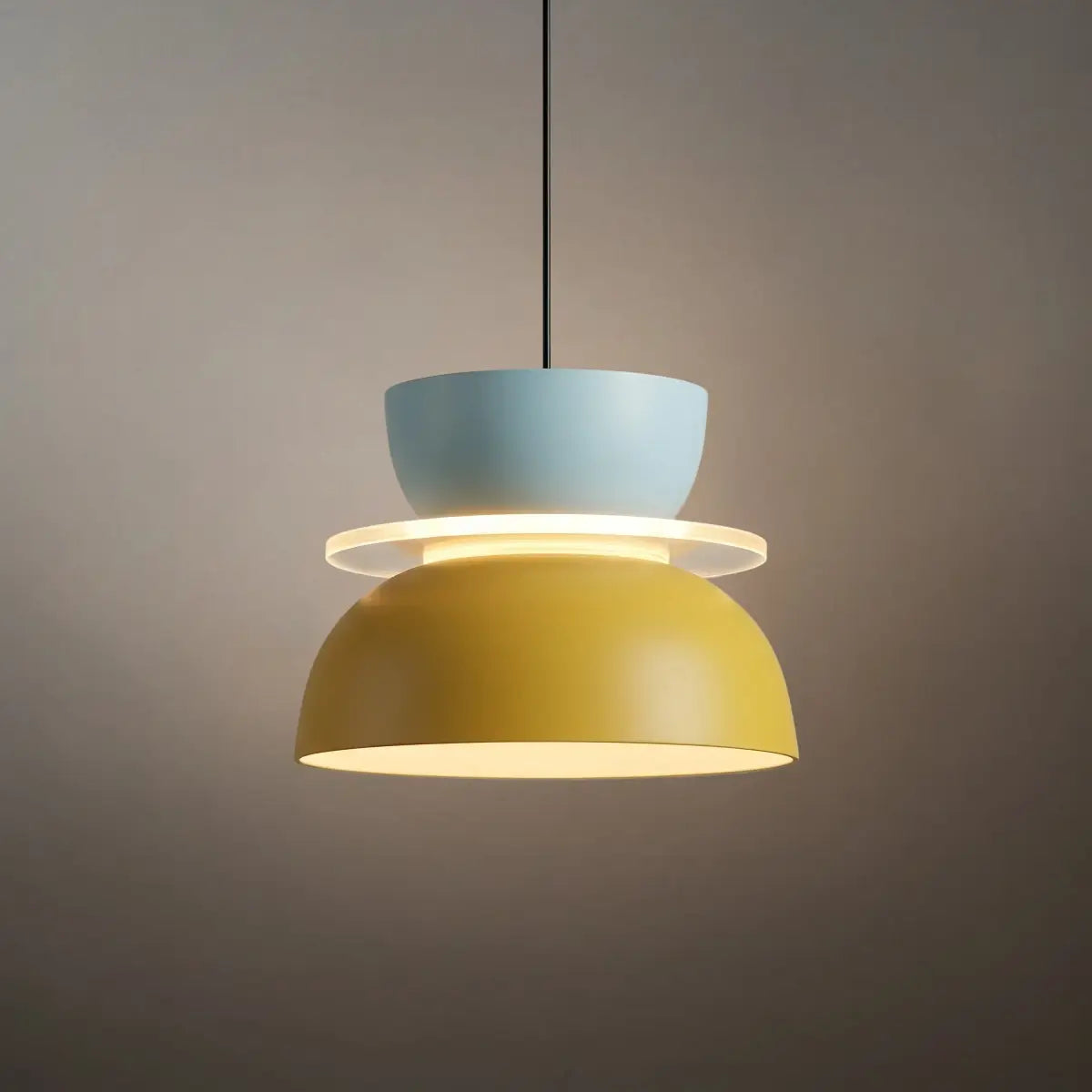 Art Deco Contrast Color Pendant Light - Metal Design for Dining Room - Flindria