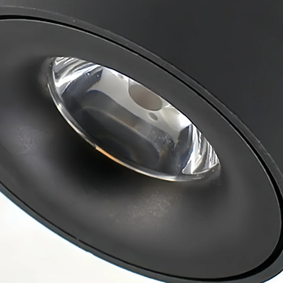 Modern Cylindrical Ceiling Light - Black/White Metal for Bedroom - Flindria