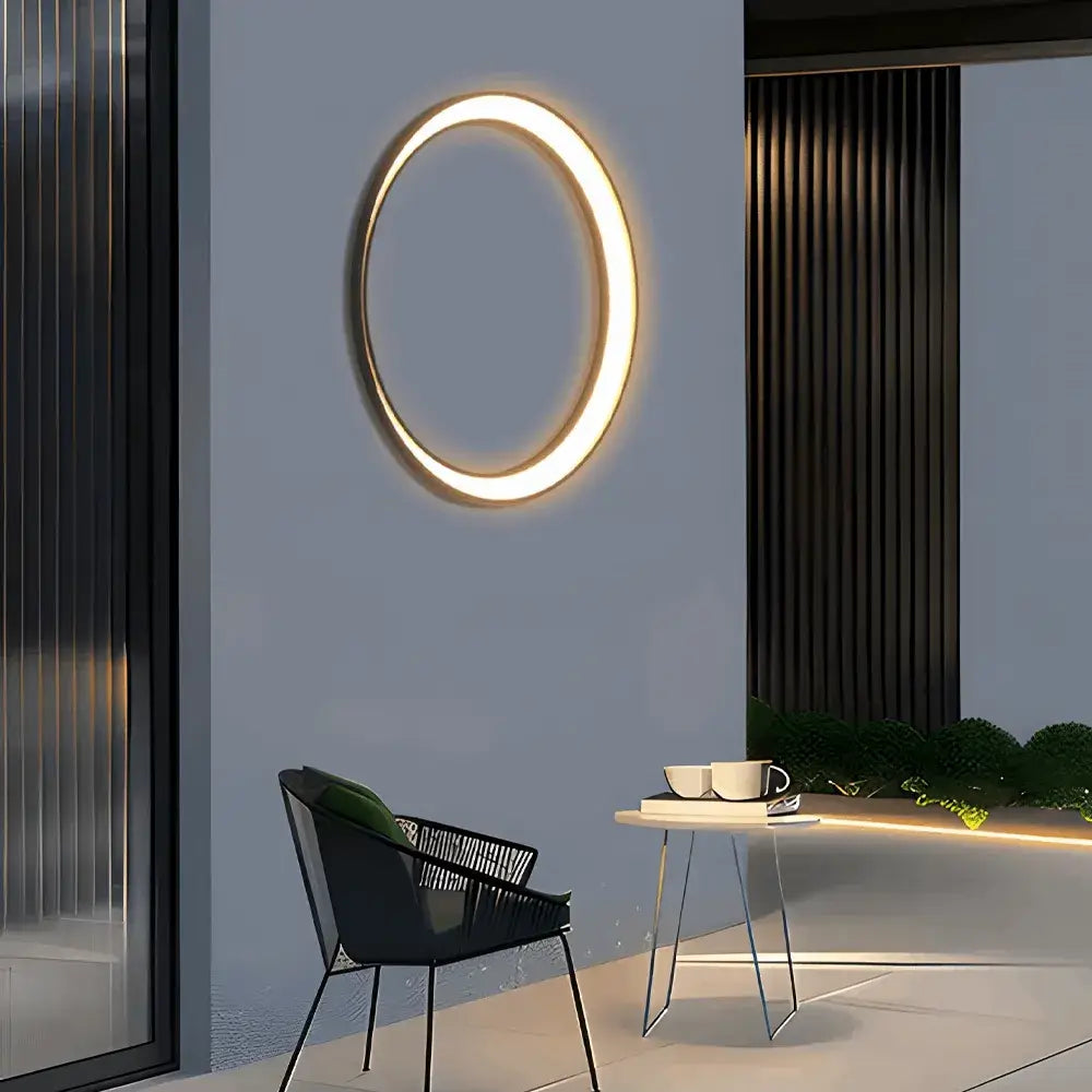 Art Deco LED Outdoor Wall Sconce with Remote Control for Exterior Spaces - Flindria