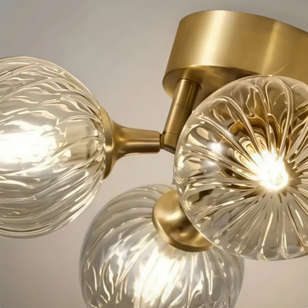 Moderne Deckenleuchte – Goldenes Metall/Glas für Esszimmer - Flindria