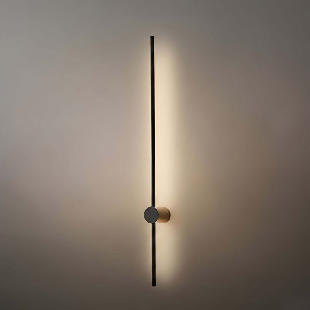 Minimalist Linear Wall Lamp – Black Modern Light for Living/Bedroom - Flindria