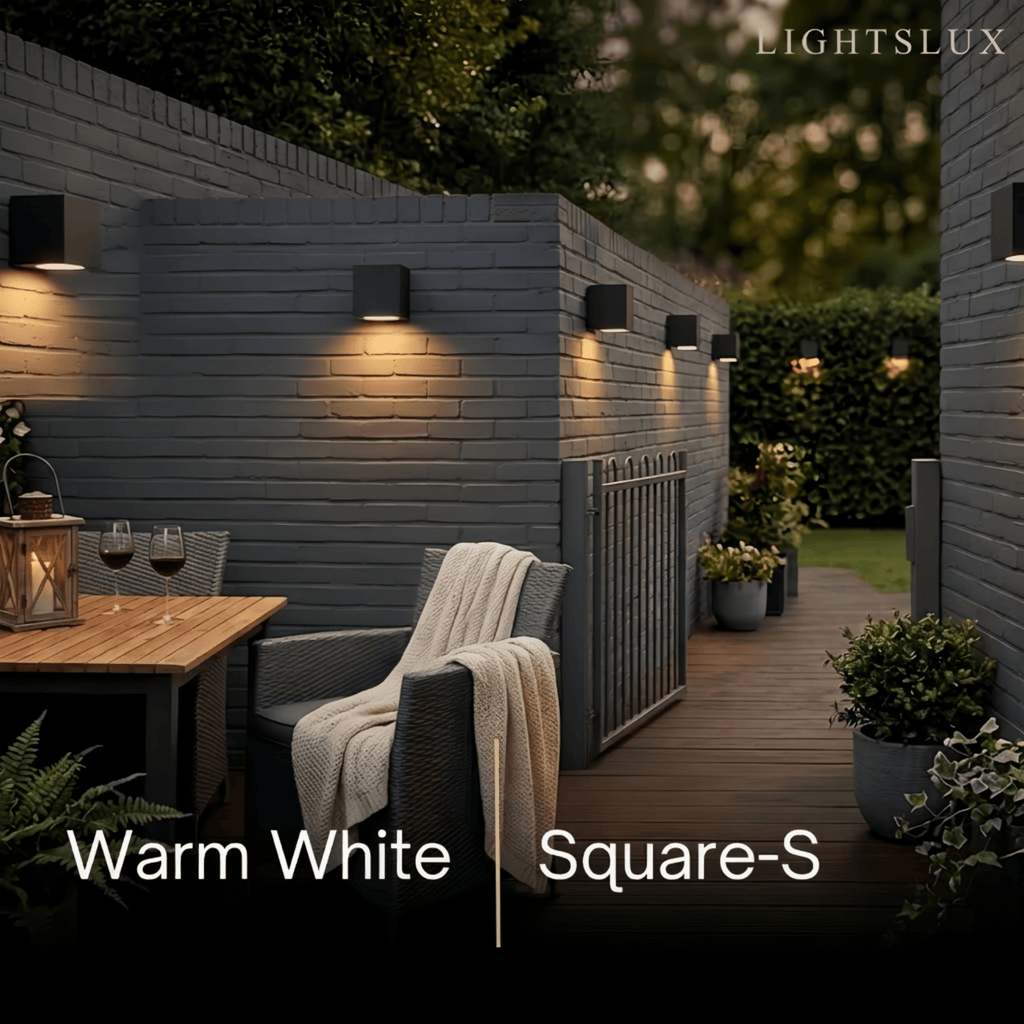 Minimalist Square/Cylindrical Outdoor Wall Lamp - Black Metal for Garden - Flindria