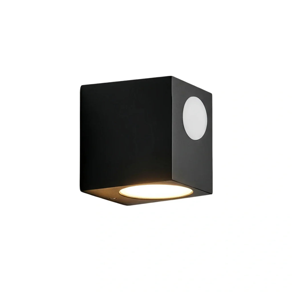 Minimalist Square/Cylindrical Outdoor Wall Lamp - Black Metal for Garden - Flindria