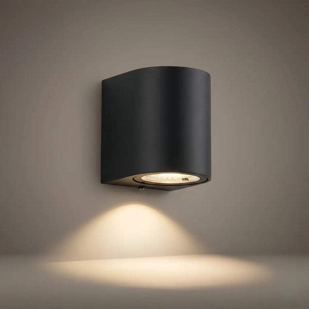 Minimalist Square/Cylindrical Outdoor Wall Lamp - Black Metal for Garden - Flindria