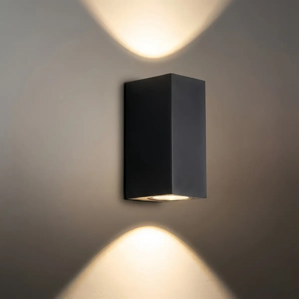 Minimalist Square/Cylindrical Outdoor Wall Lamp - Black Metal for Garden - Flindria