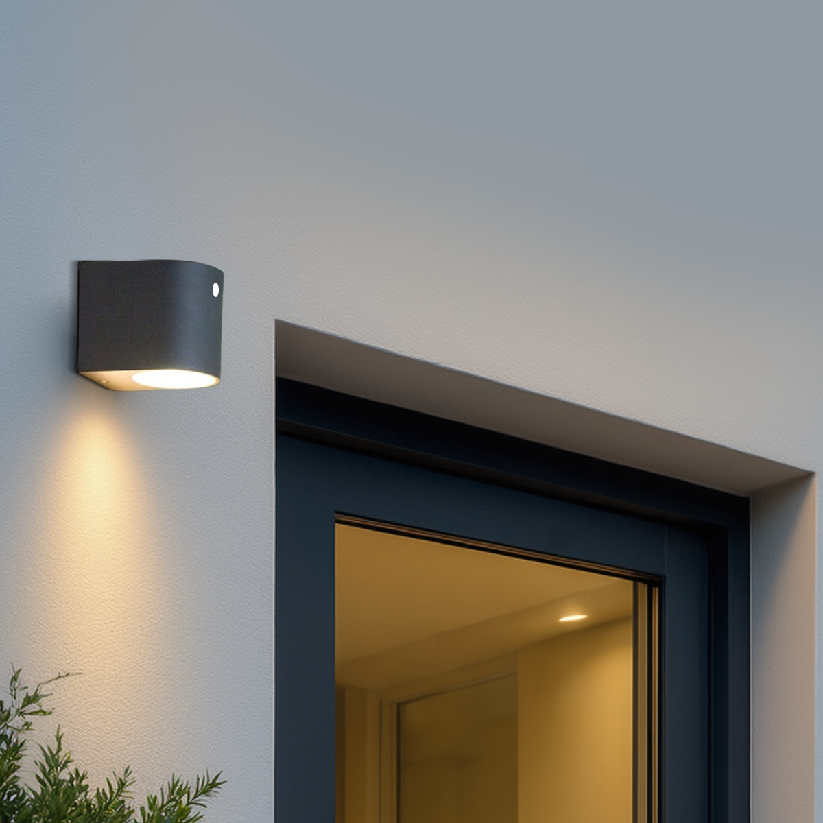 Minimalist Square/Cylindrical Outdoor Wall Lamp - Black Metal for Garden - Flindria