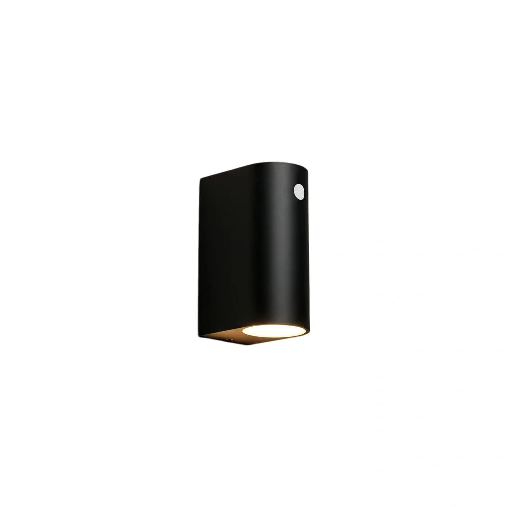 Minimalist Square/Cylindrical Outdoor Wall Lamp - Black Metal for Garden - Flindria