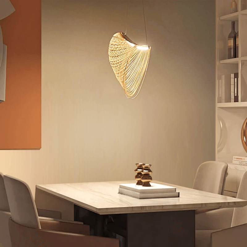 Art Deco Pendant Light - Irregular Wooden Design for Dining Room - Flindria