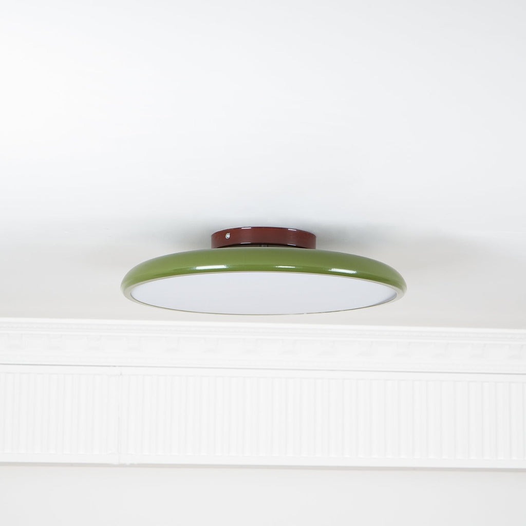 NylaGlow färgstark justerbar taklampa — modern minimalistisk rund armatur