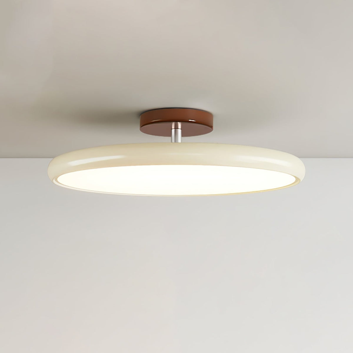 NylaGlow färgstark justerbar taklampa — modern minimalistisk rund armatur