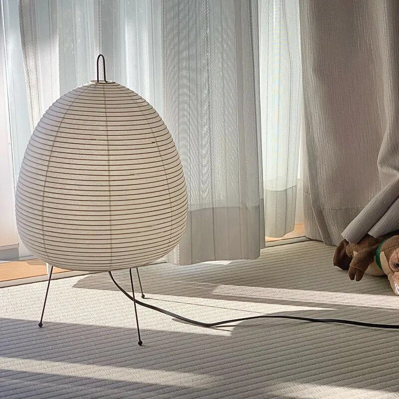Japanische LED-Tischleuchte aus Reispapier — Ruhiges stimmungsvolles Licht