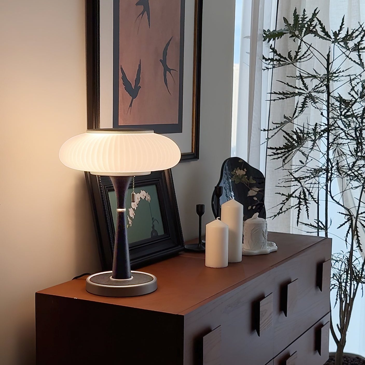 Nivara Table Lamp With Mushroom Shape In Modern Minimalist Look