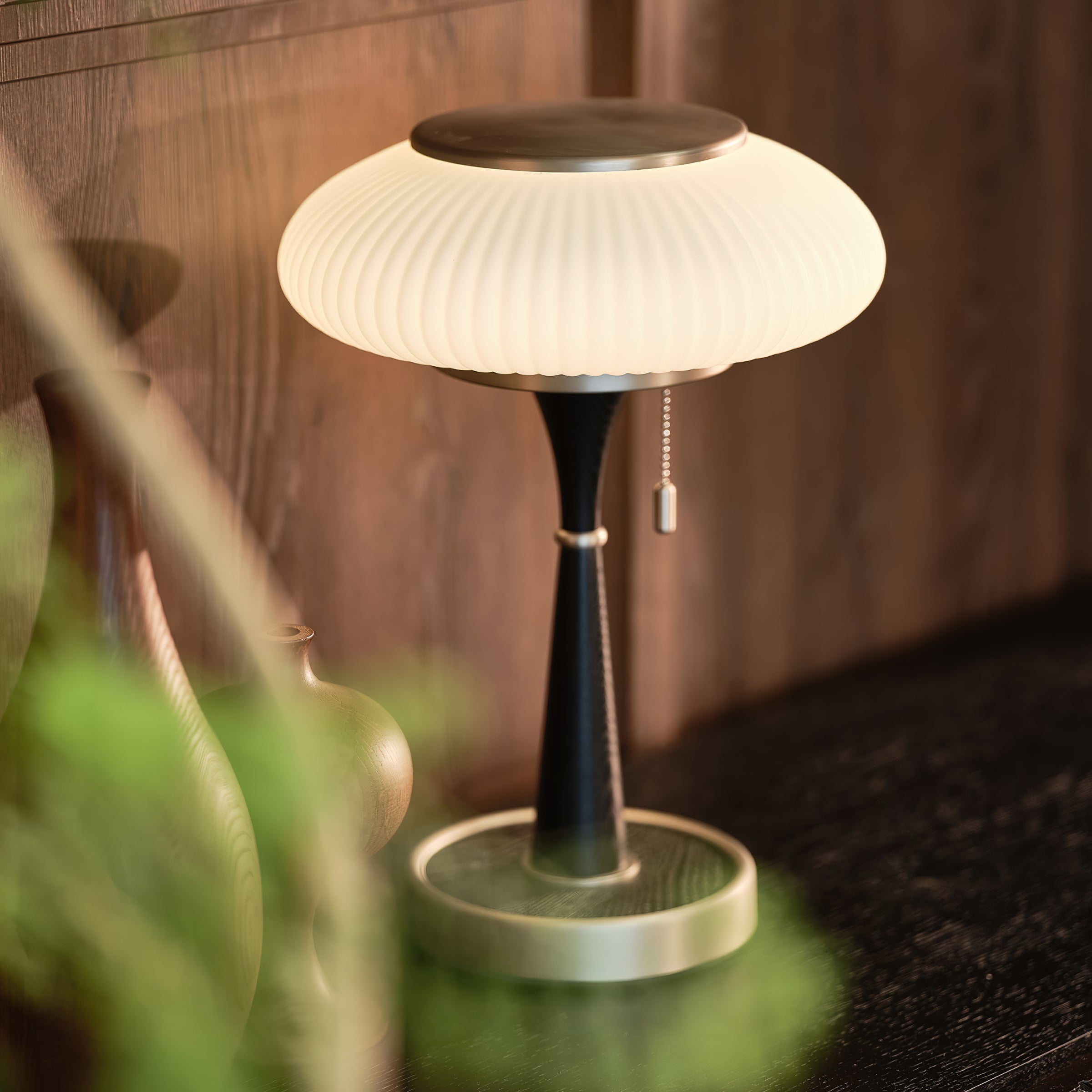 Nivara Table Lamp With Mushroom Shape In Modern Minimalist Look