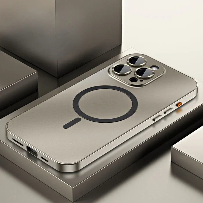 Coque métallique pour iPhone Magcase — Protection fine