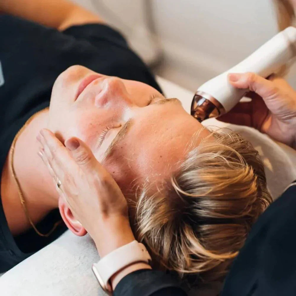 Comforth MicroDerm Diamantschleifer — Hauterneuerung und Mitesserpflege