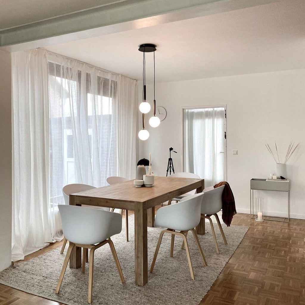 Etara Pendelleuchte mit klarem Glas für Esszimmertische im Alltag