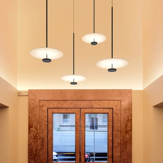 ArcLumi ringformad takpendel — samtida minimalistisk design