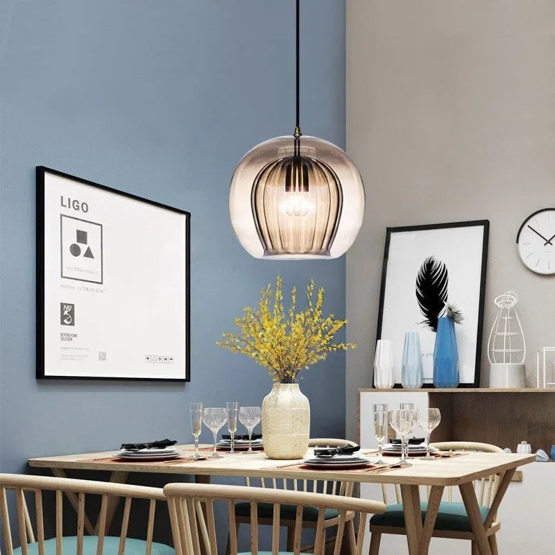 Modern glashänglampa från TimberGlow - nutida belysning