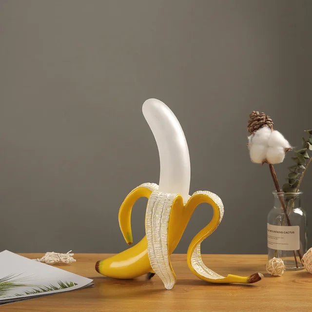 Lámpara de mesa BananaShine con forma de plátano — Luz decorativa moderna y divertida