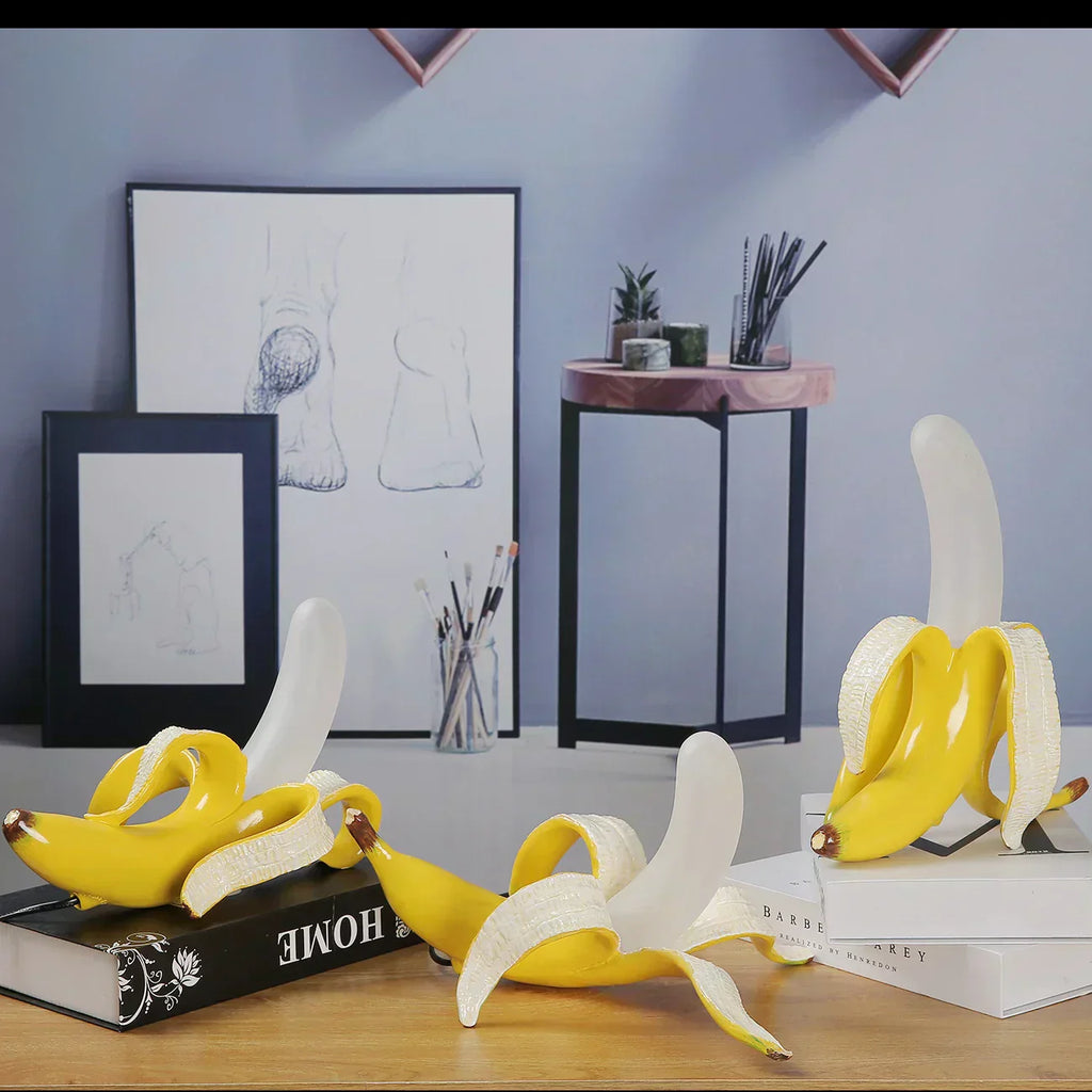 Lámpara de mesa BananaShine con forma de plátano — Luz decorativa moderna y divertida