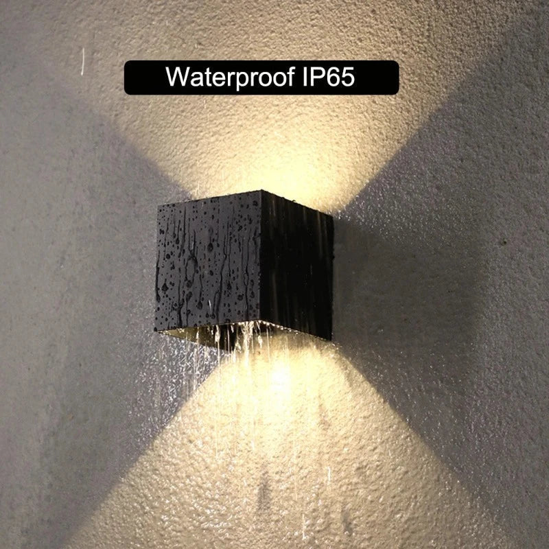 MetroLite modern utomhusvägglampa - stilren och elegant design