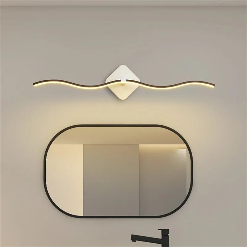 Lumella LED Wall Lamp With Subtle Gold Accents For Modern Interiors