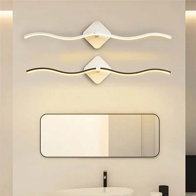 Lumella LED Wall Lamp With Subtle Gold Accents For Modern Interiors