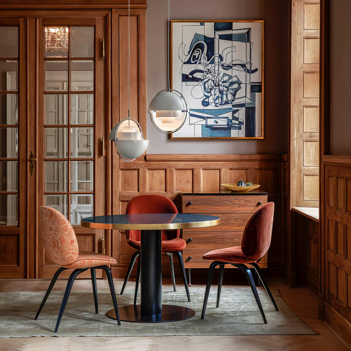 Pendellampa med flera ljuskällor — dansk designlampa i flera lager