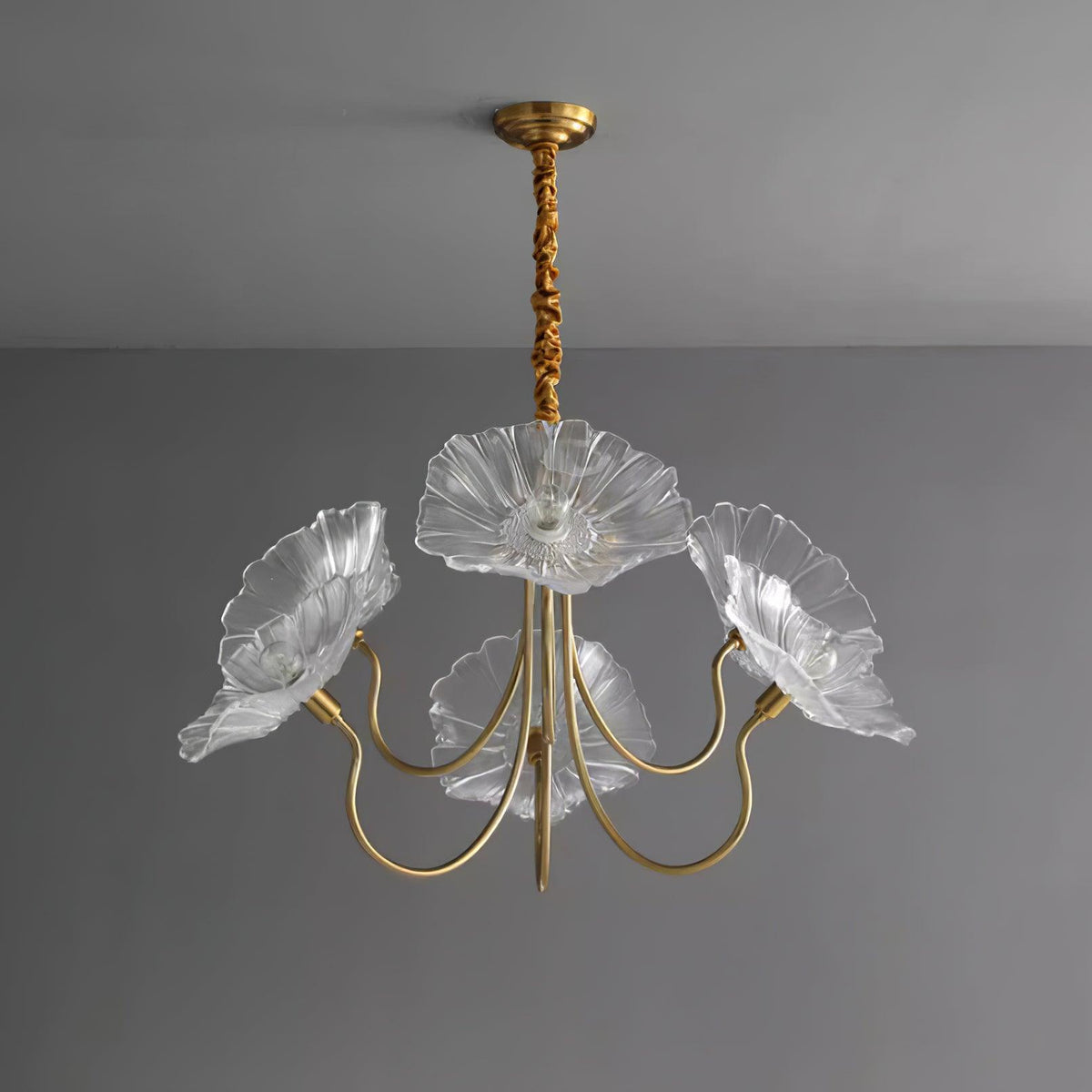 Kronleuchter aus Muranoglas mit Blüten — mattiertes blattförmiges Design