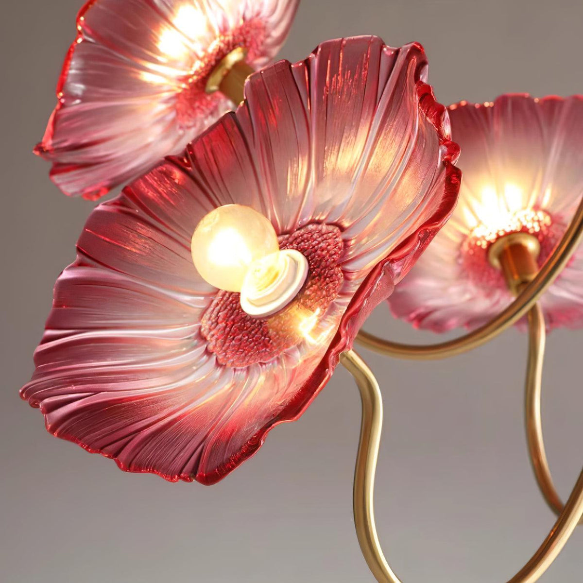 Kronleuchter aus Muranoglas mit Blüten — mattiertes blattförmiges Design