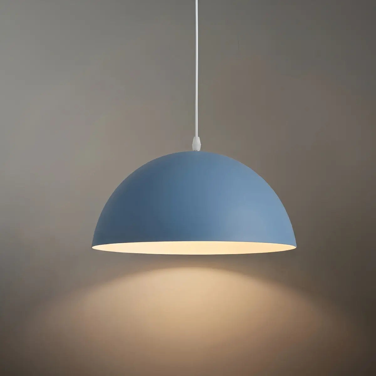 Minimalist Pendant Light -- Aluminum for Kitchen Island - Flindria