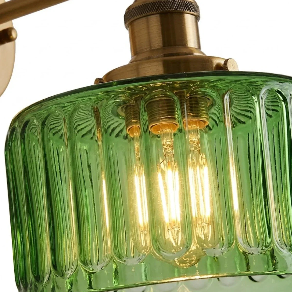 Vintage Brass Wall Lamp — Glass Shade with Pull Chain for Living Room - Flindria