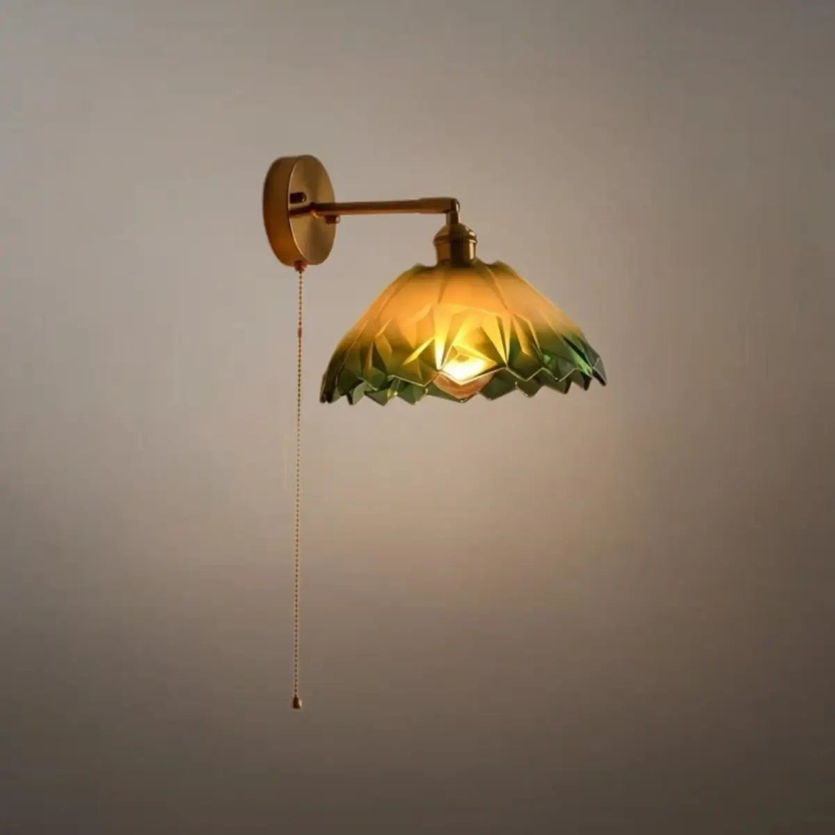 vintage mässingsvägglampa - glasskärm med dragkedja för vardagsrum - Flindria