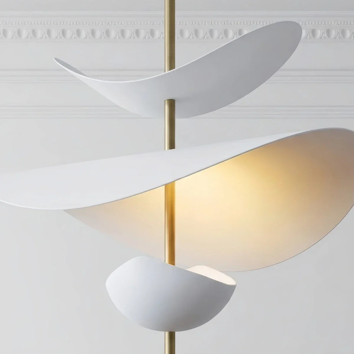 Nordic Pendant Lamp — White Layered Design for Dining Room - Flindria