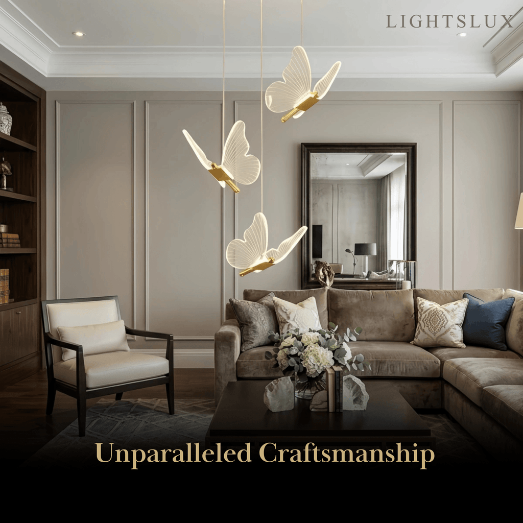 Moderní lehce luxusní závěsný lustr – kov a akryl s motýlím designem do jídelny - Flindria