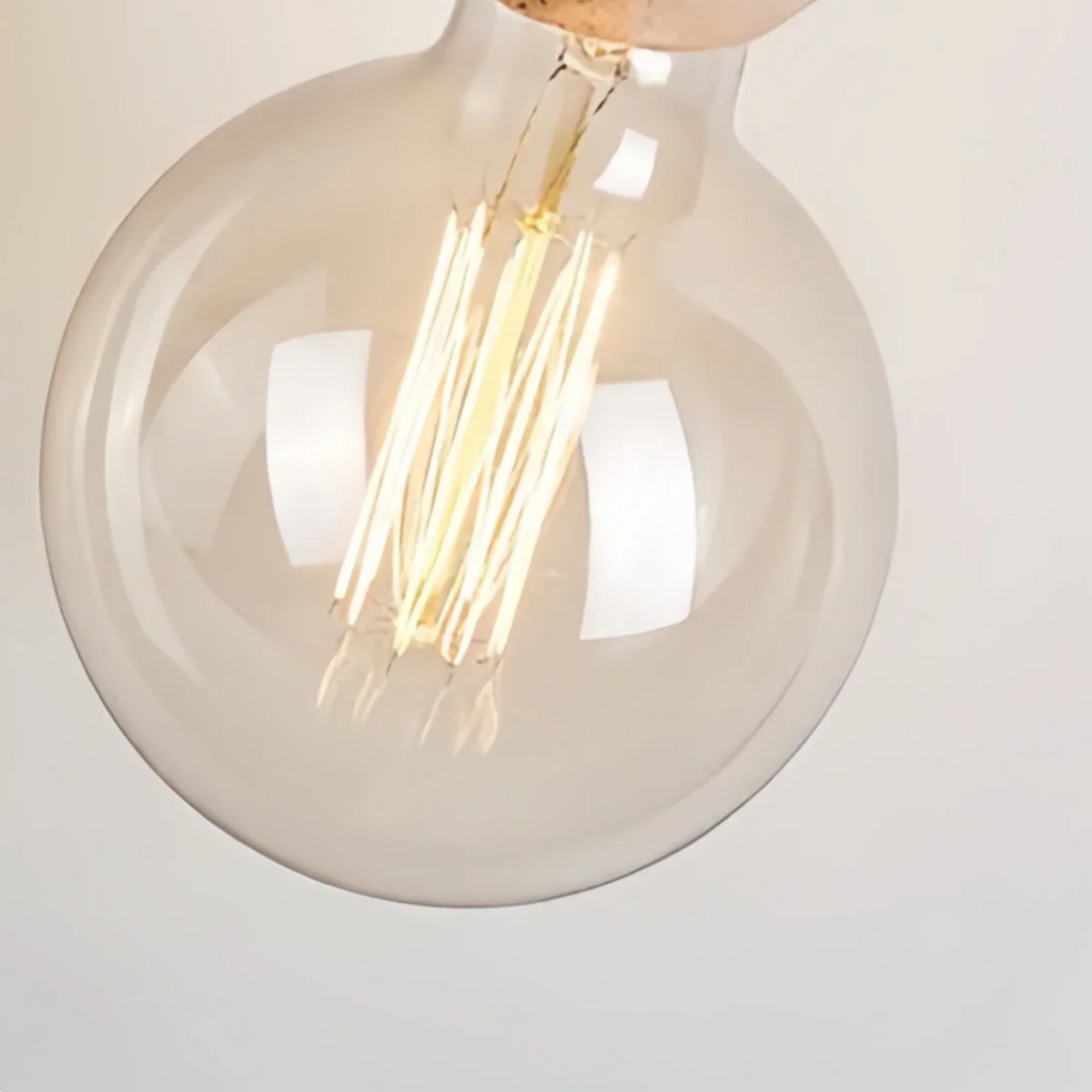 モダンなトラバーチンペンダントライト -- リビングルーム用のイエローストーンと木材 - Flindria