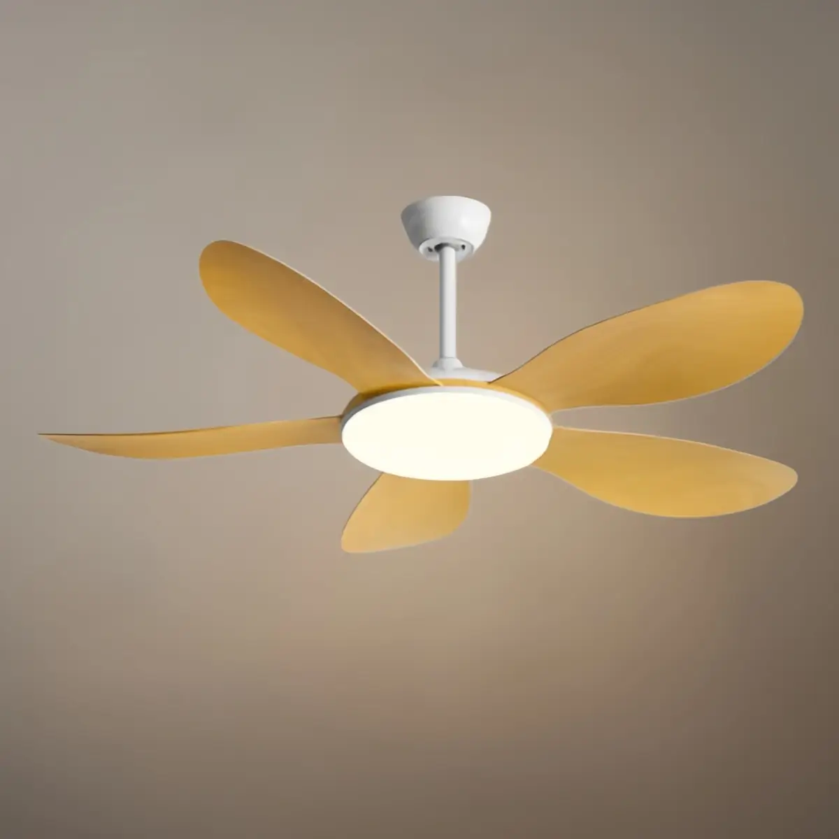 Modern Ceiling Fan Light — Integrated LED for Living Room, Bedroom, Kitchen - Flindria