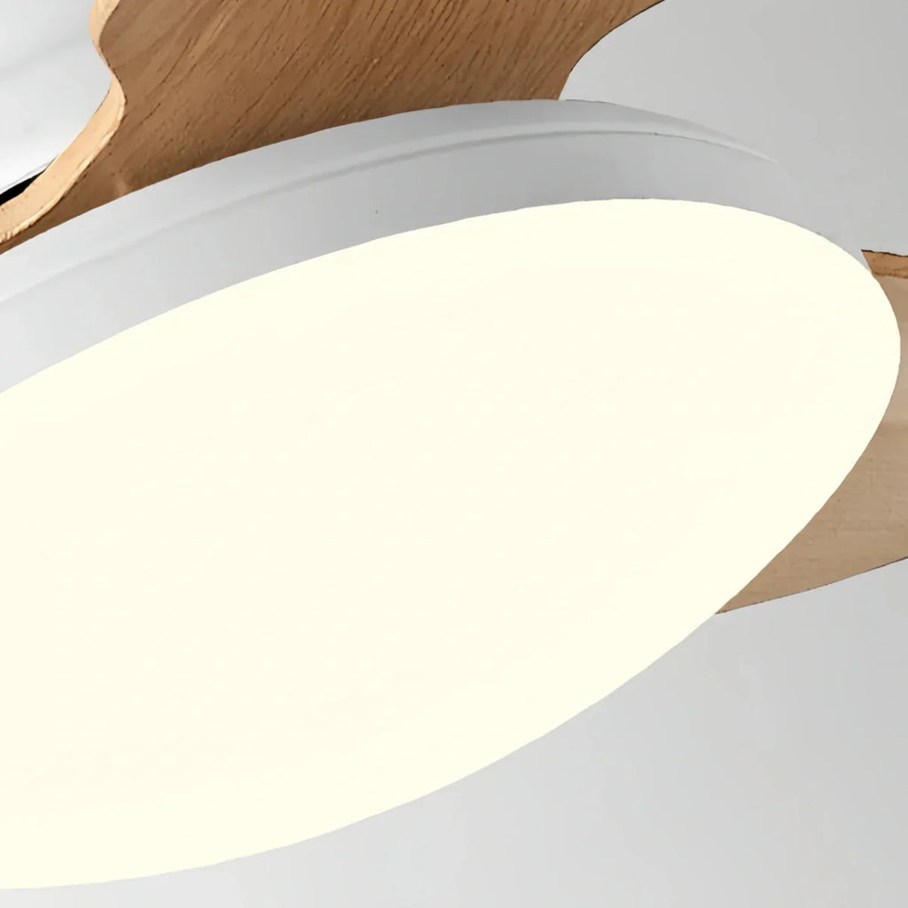 Moderní stropní ventilátor se světlem – černobílý zapuštěný s LED do ložnice – Flindria