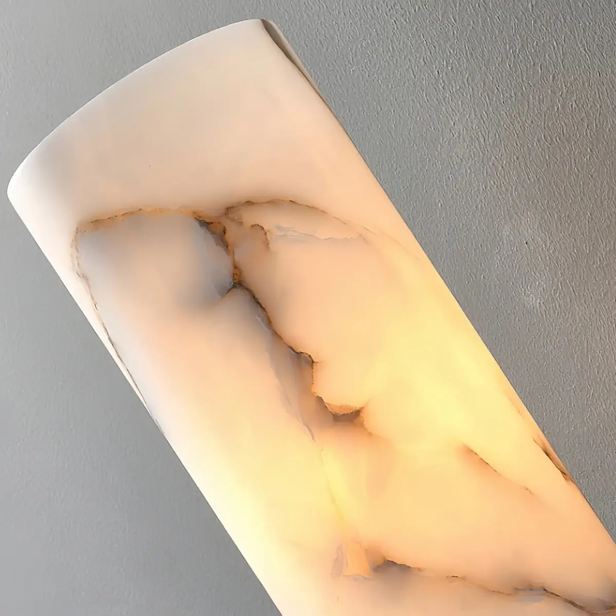 Minimalist Alabaster Wall Lamp -- Brass & Black for Bedroom Living Space - Flindria