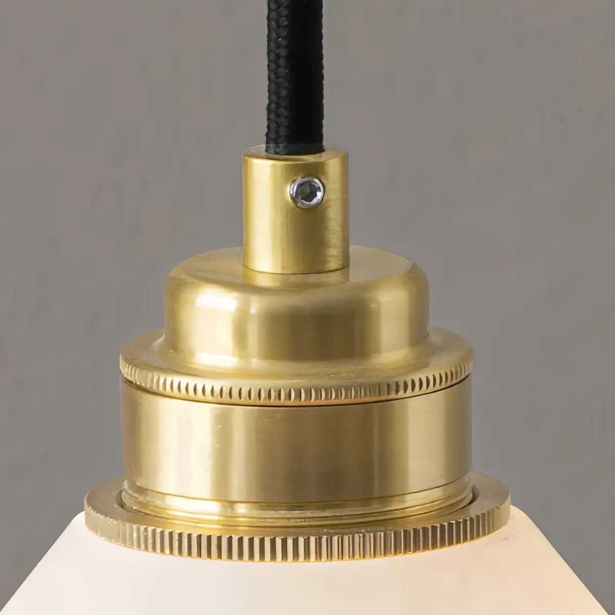 Modern Minimalist Alabaster Pendant Light — Brass Fittings for Living Room - Flindria