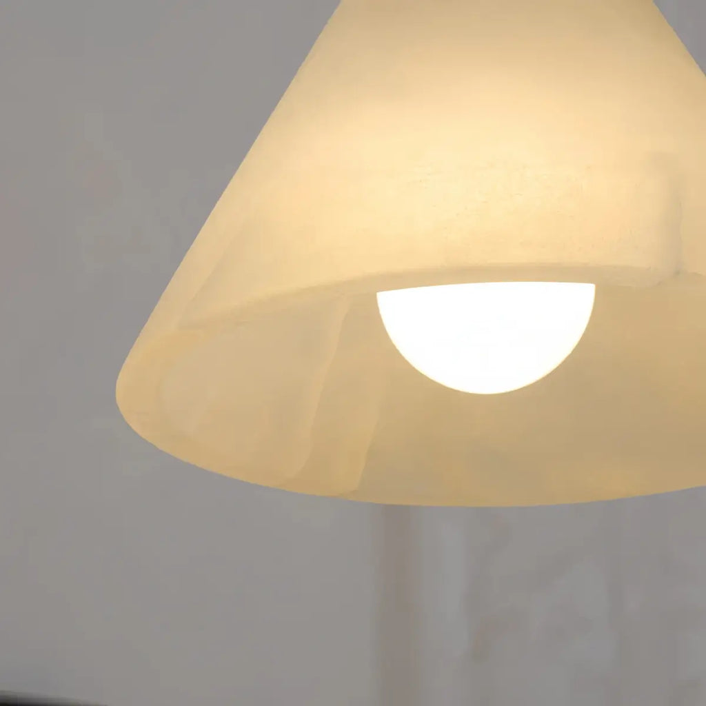 Minimalist Alabaster Pendant Light – White and Brass for Bedroom, Dining Room, Entryway - Flindria