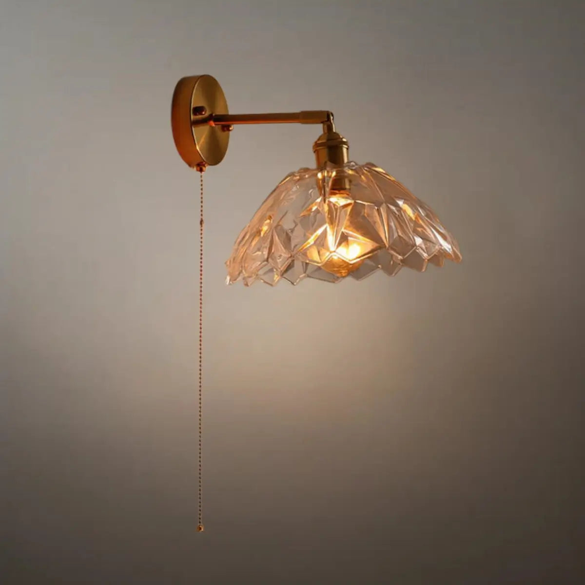 vintage mässingsvägglampa - glasskärm med dragkedja för vardagsrum - Flindria