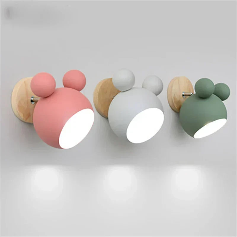 MickeyGlo vägglampa med Musse Pigg - lekfull belysning med en tecknad figur