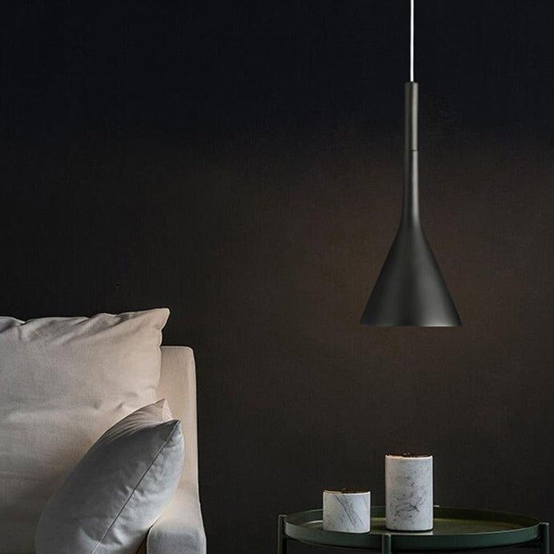 LumaNord – moderní hliněné závěsné svítidlo — minimalistický stropní design