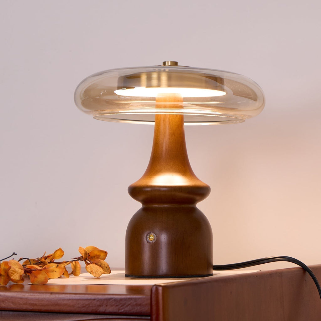 Minimalistická lampa Lumora s teplým ambientním světlem pro jakoukoli místnost  